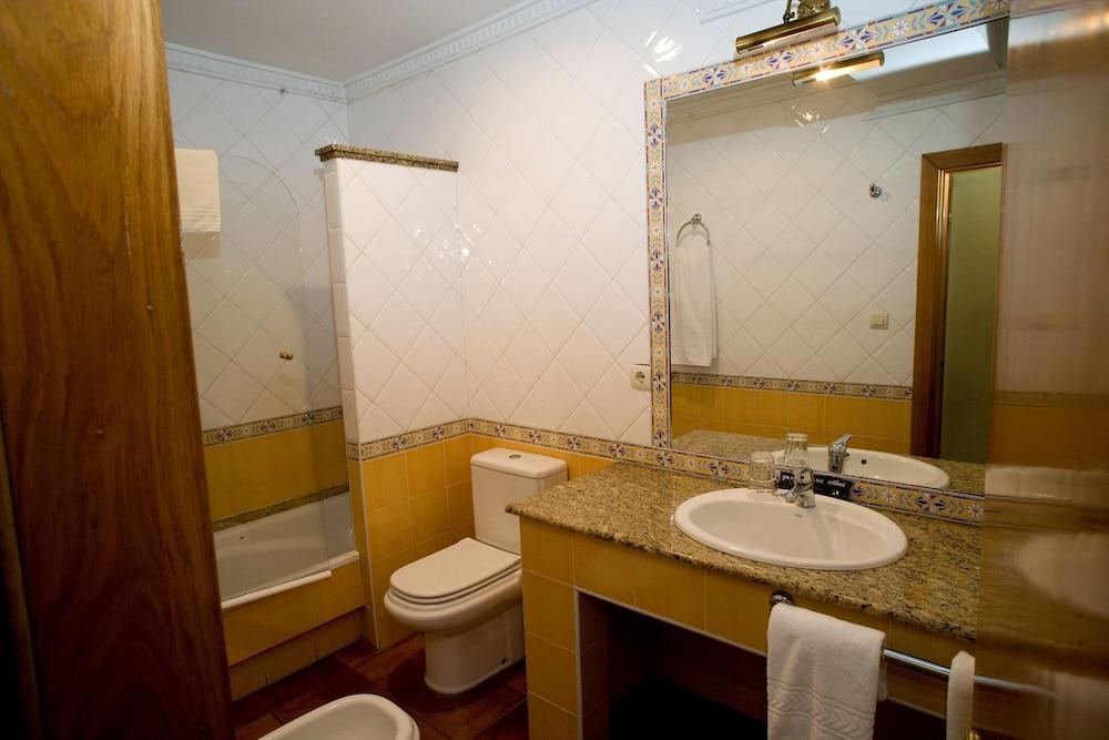 Hotel El Balcon Avilés Dış mekan fotoğraf